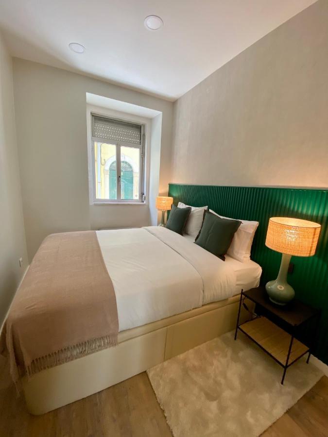 Canarios Apartments Cardal - III ลิสบอน ภายนอก รูปภาพ